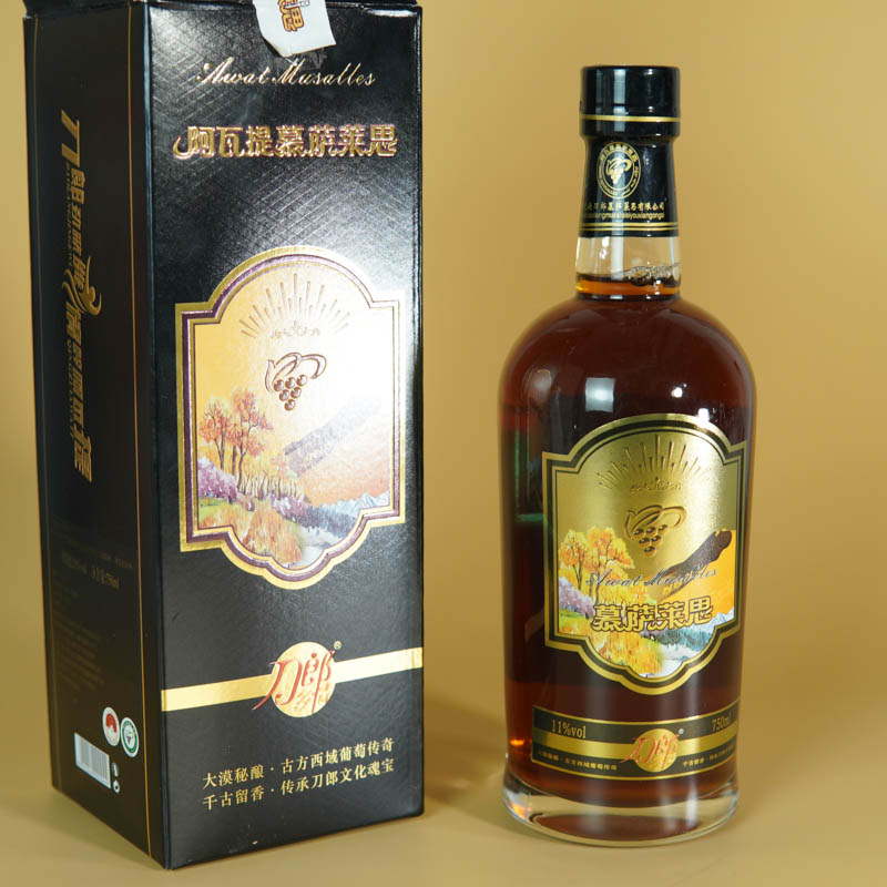 新疆葡萄酒阿瓦提慕萨莱思红酒木塞莱斯750ml玻璃瓶装阿克苏直发