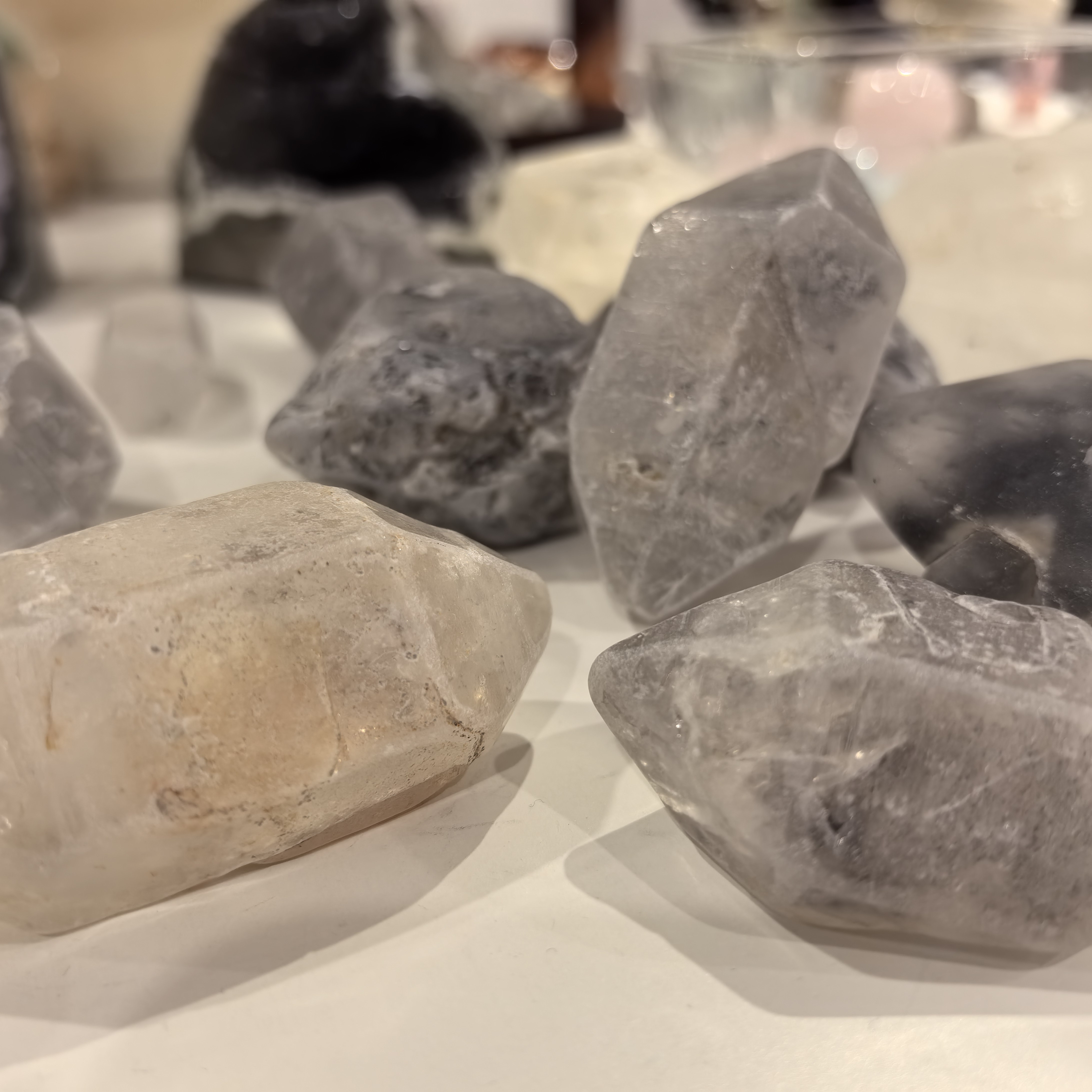 贵州 水冲 素描 奇石天然透明闪石水晶闪灵