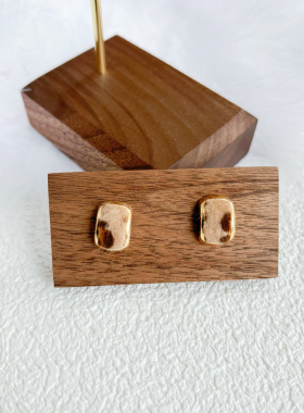 秋冬复古高级感豹纹耳钉轻奢小众设计气质耳饰时尚个性耳环2024女