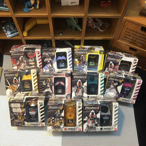 东京店直供万代假面骑士FOURZE火箭 腰带 联动 盒装 开关 日版