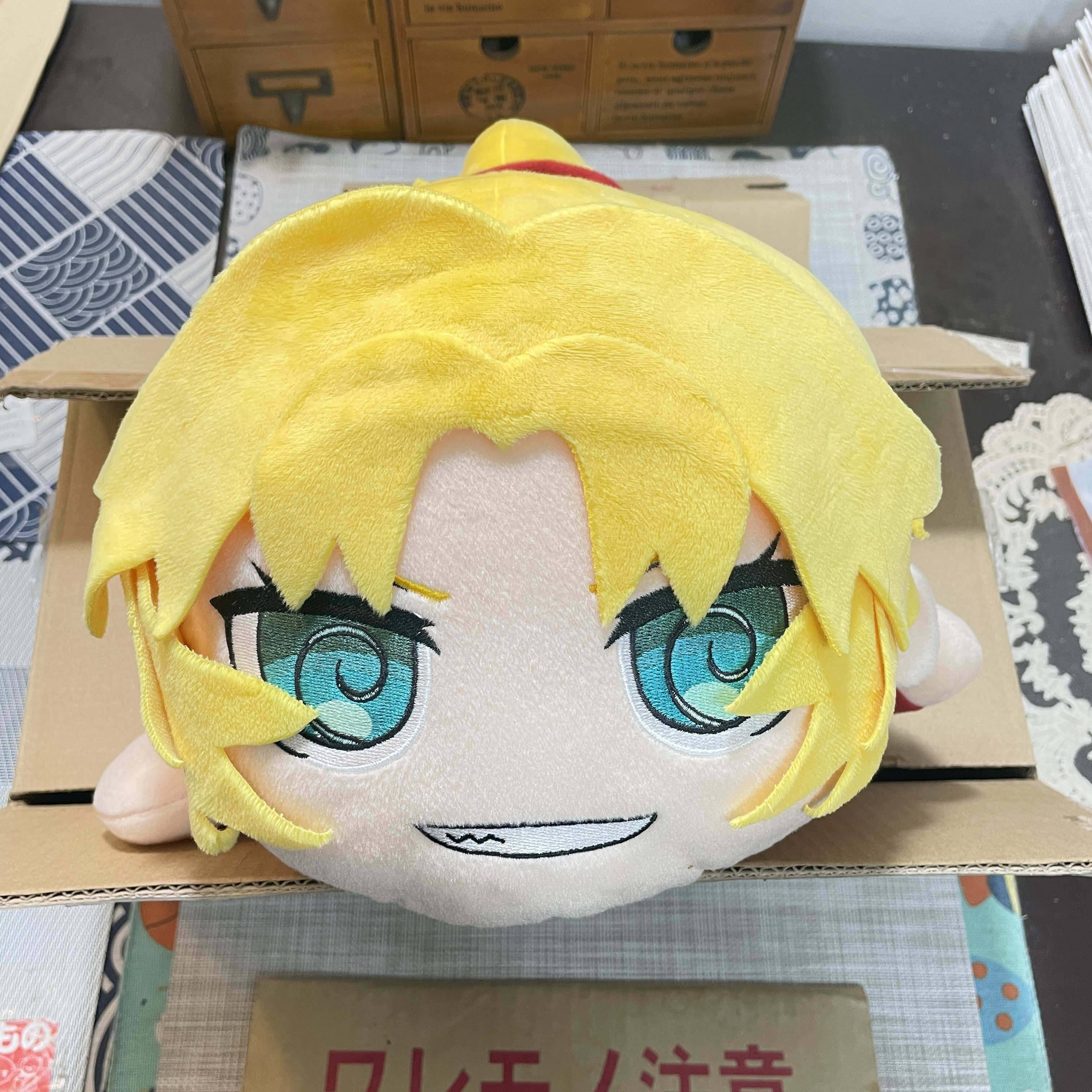 日购官谷 Fate sega 莫德雷德 毛绒 大趴趴 约40cm 带吊牌