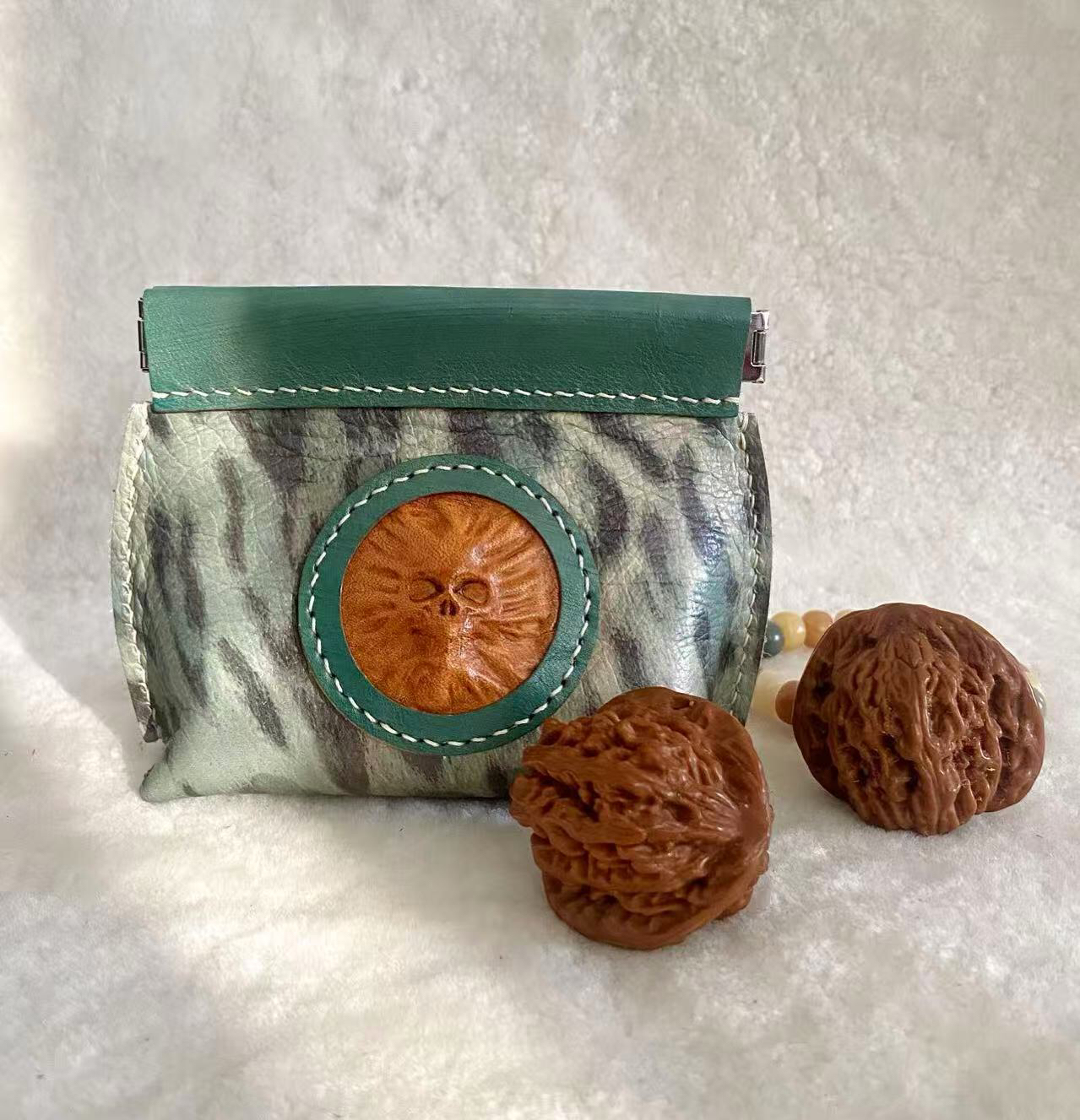 真皮核桃收纳包牛皮卡包文玩核桃手拿包纯手工制作手串饰品小包