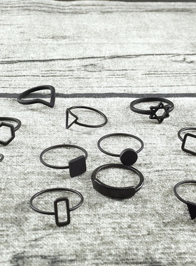 【清货】磨砂黑色极简冷淡风几何图案小戒指指环