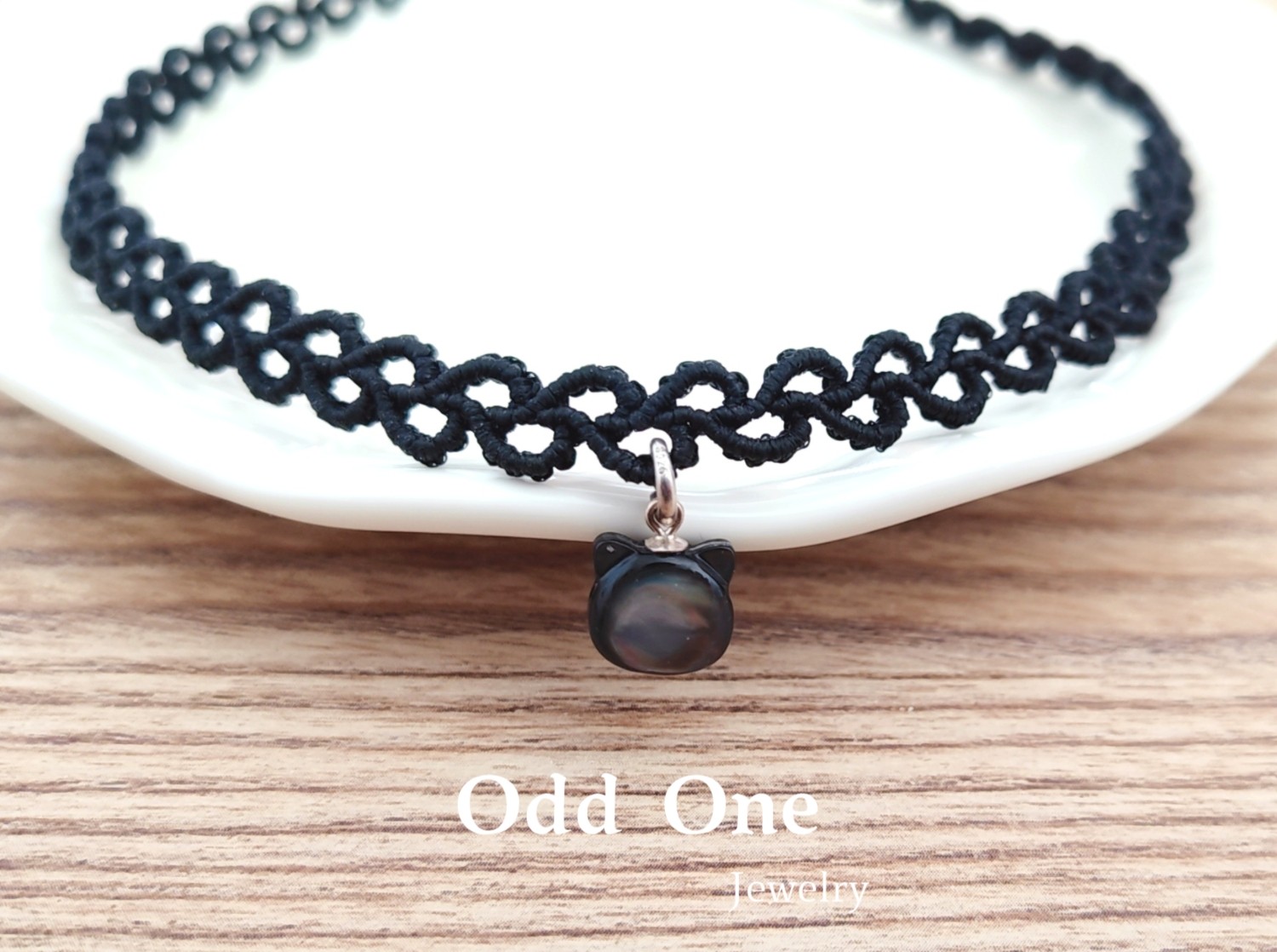 Odd One 手工编织镂空心心贝壳猫猫头吊坠蕾丝锁骨链颈链短项链
