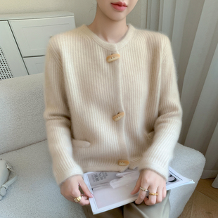 重磅加厚小香风山羊绒开衫女圆领牛角扣针织毛衣宽松短款羊绒外套