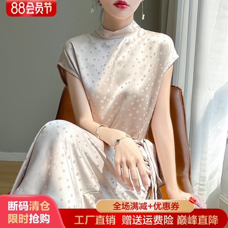 半高领缎面真丝中长款A字连衣裙