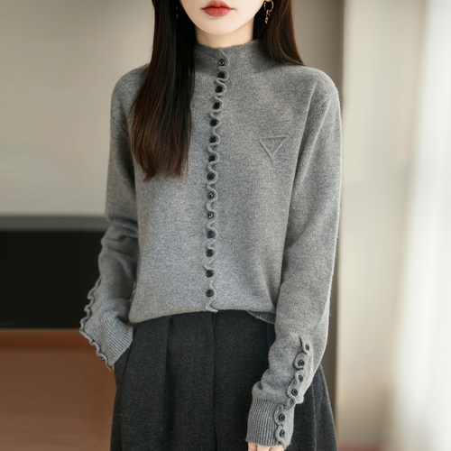 半高领纽扣精纺羊毛针织外套开衫