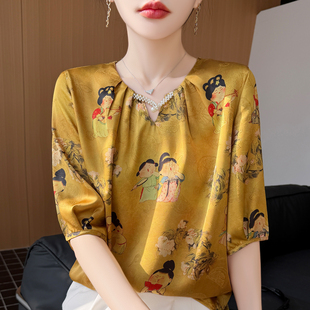 新中式缎面真丝短袖上衣女V领印花五分袖珍珠盘扣T恤宽松半袖打底