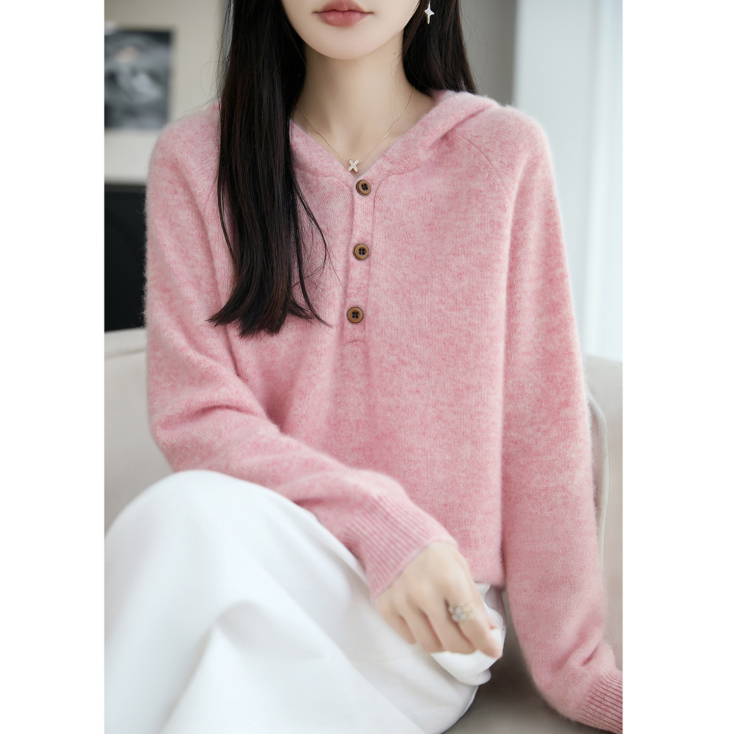 100%纯羊毛衫连帽纽扣女毛衣帽衫