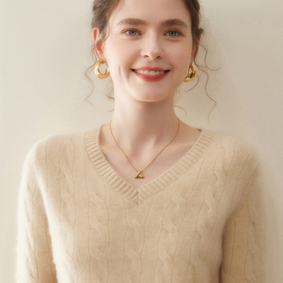 V领加厚麻花山羊绒衫针织毛衣