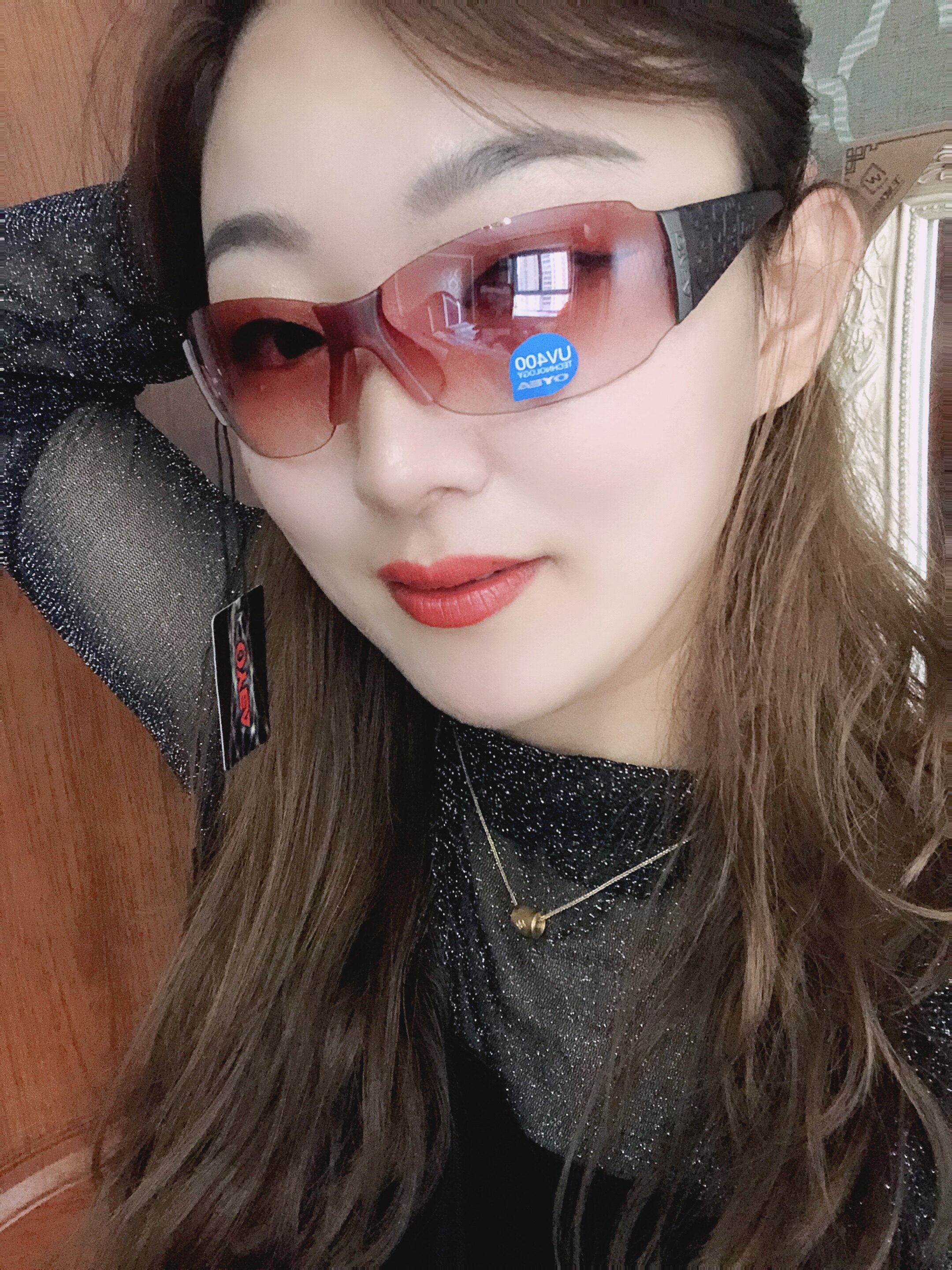 oyea欧野清仓眼镜太阳镜防紫外线女士无框摇滚千禧1402红色简约