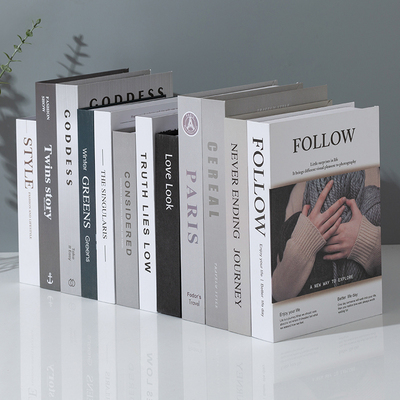 现代简约仿真书装饰品