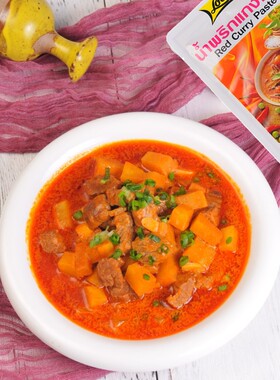 红咖喱膏酱泰国菜进口辣油咖喱酱拌饭料理咖喱鸡牛肉鱼蛋调料