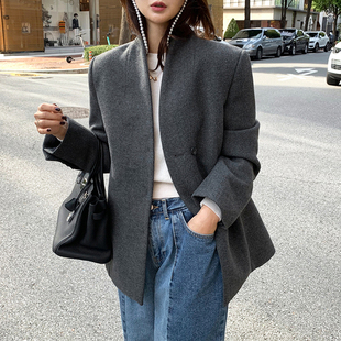 灰色立领毛呢大衣女外套秋冬季新款高级感短款羊毛呢子韩系赫本风