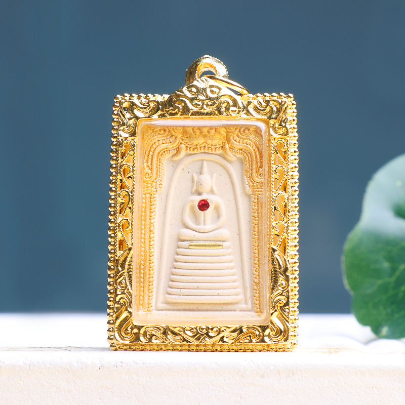 九層崇迪掩面佛龍婆本泰國佛牌