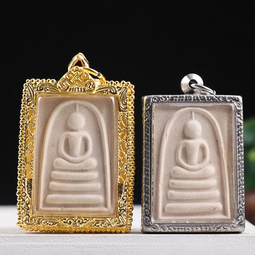 泰国佛牌龙婆培喷系列崇迪2539年