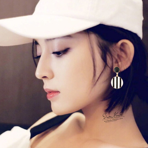 条纹控耳环日韩女生圆形耳坠长款耳环夹款无耳洞耳钉古力娜扎同款