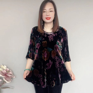 2024夏季新款圆领七分袖收腰桑蚕丝植绒上衣财地135-3妈妈装小衫