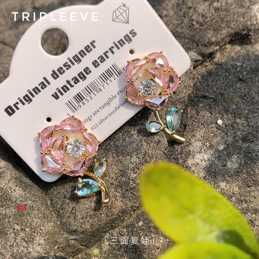 淡粉蔷薇/专柜捡漏施家水晶温柔粉色灵动花朵轻奢小耳钉 可改耳夹