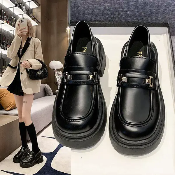 厚底乐福鞋女2025秋季新款女鞋爆款配裙子小皮鞋黑色英伦通勤单鞋