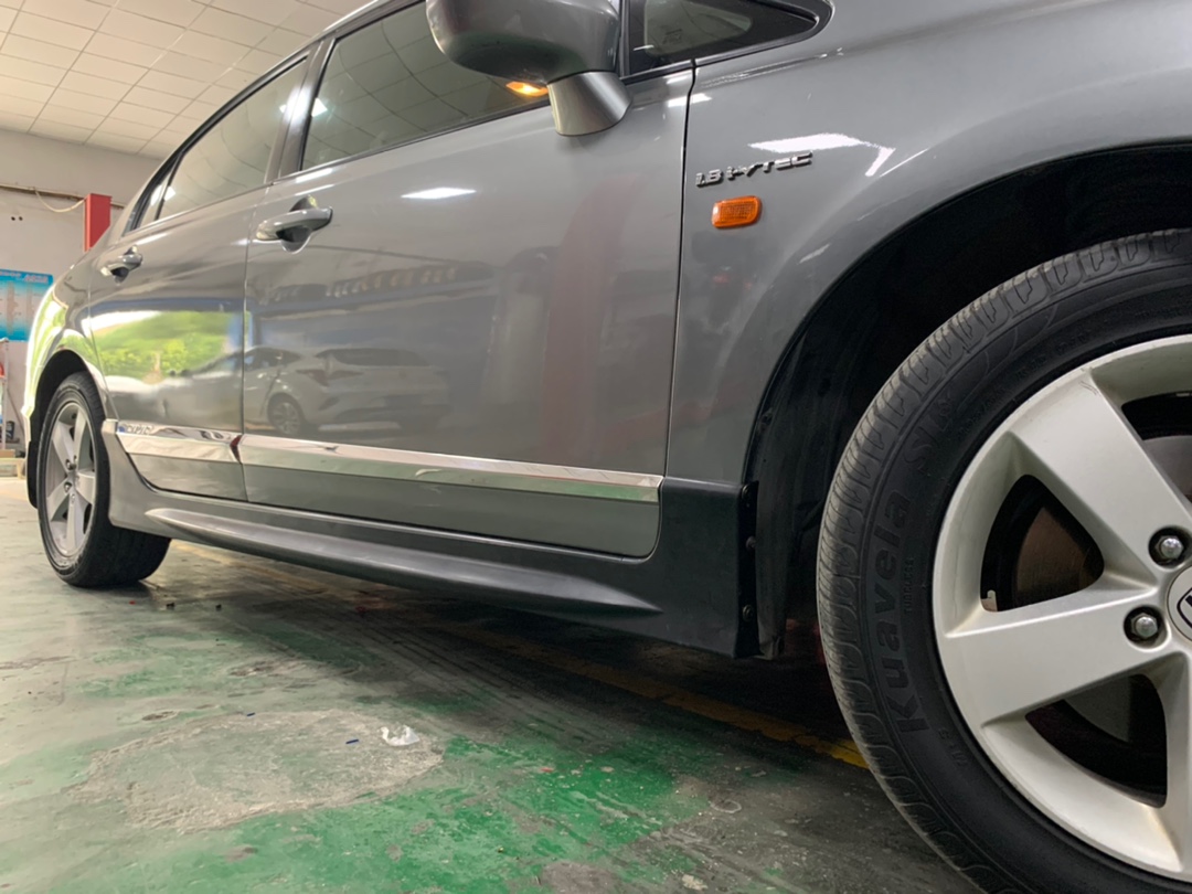台产:本田8代思域思铭改FD2无限RR款侧裙包围装饰裙边下巴小包