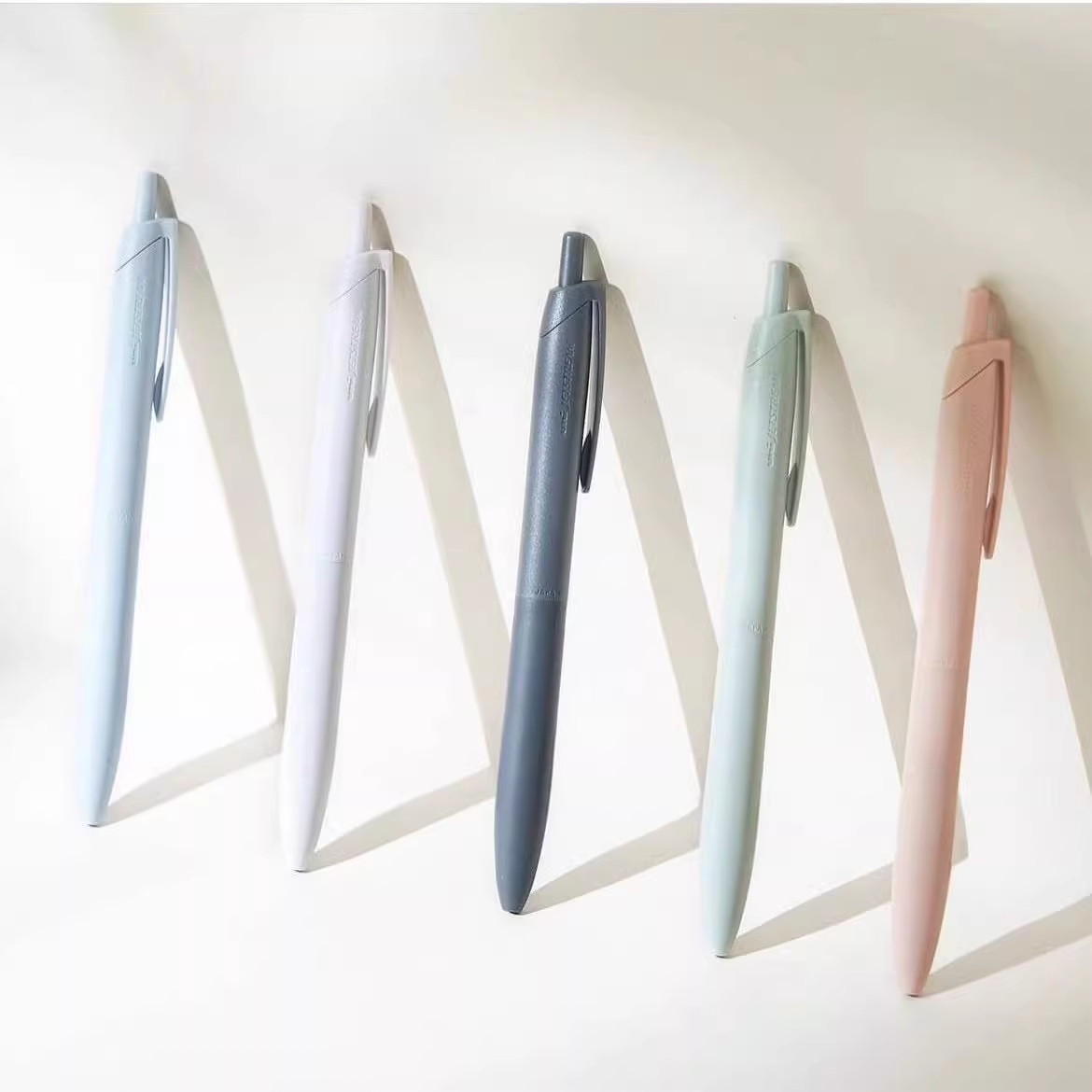 新款日本uni三菱JETSTREAM中油笔柔和新色LITE圆珠笔按动式0.5mm