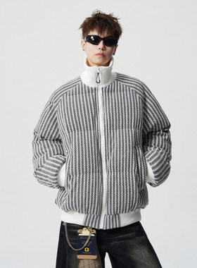 我需要一个亿店铺19STUDIO早起工作室亿万少年立领棉衣外套面包服