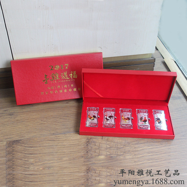 金鸡纪念章摆件工艺品