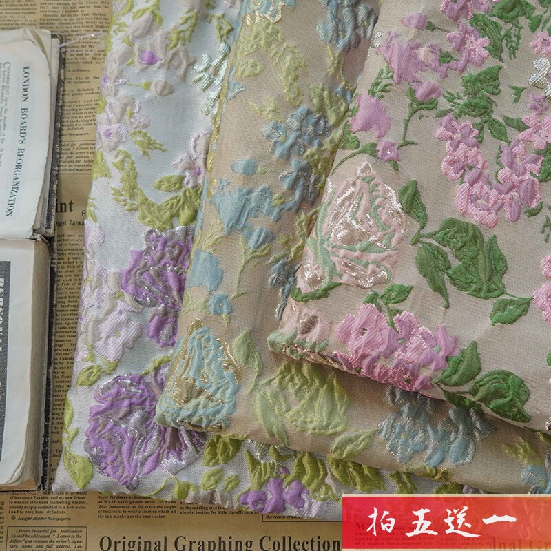 浮雕金丝优雅原宿风面料泡泡连衣裙春秋宫廷风女装提花温柔装饰布