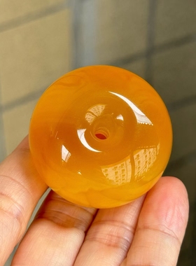 新出俄料黄白要花蜡蜜糖色平安扣蜡质红润寓意福禄双全 重22.15克