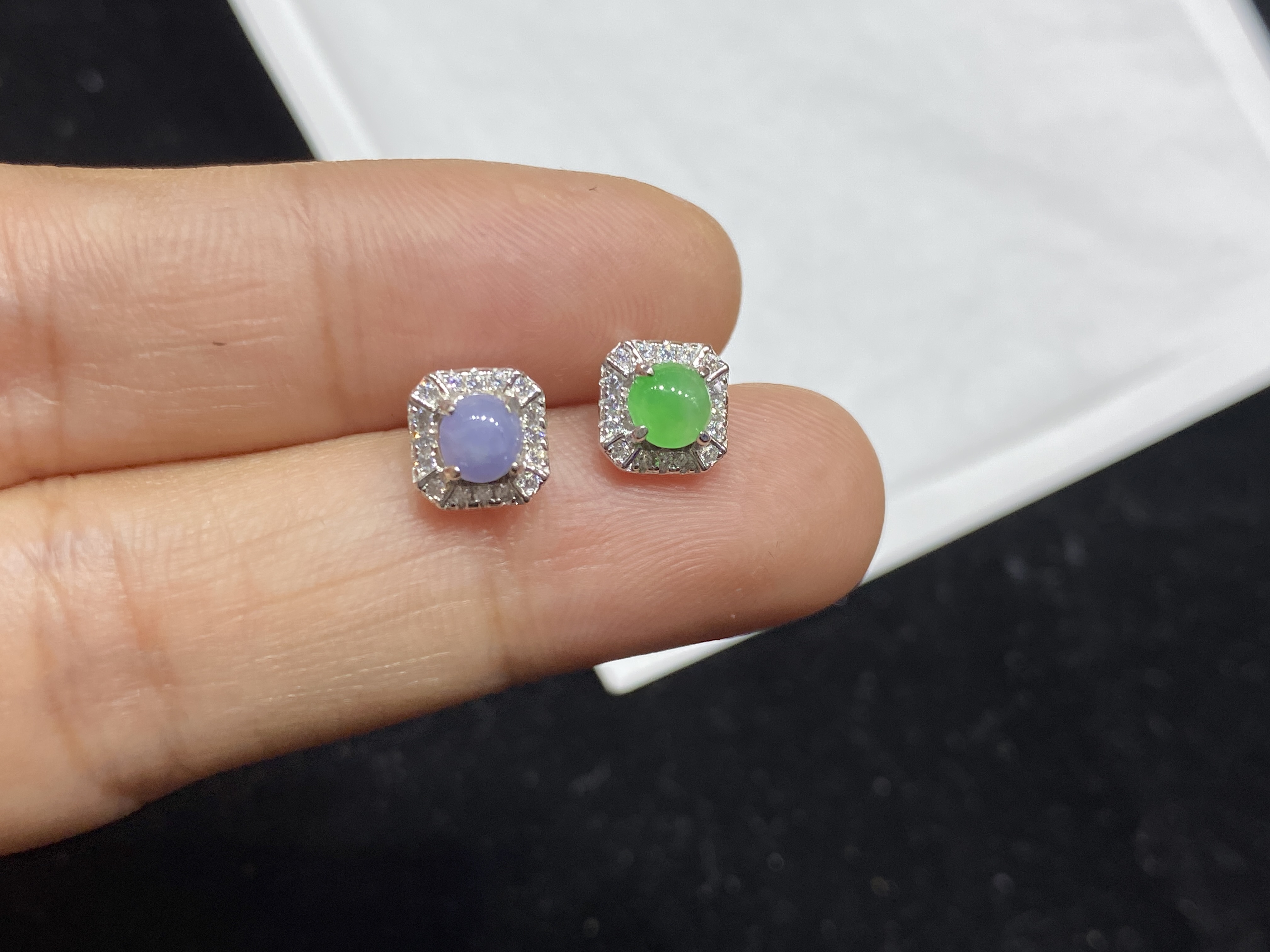 天然缅料紫翡翠加绿翡翠A货， AB款耳钉，s925银镶嵌