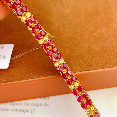 18k天然红宝石手链总重：13.69克主石：13.27克拉 白蓝宝：34颗