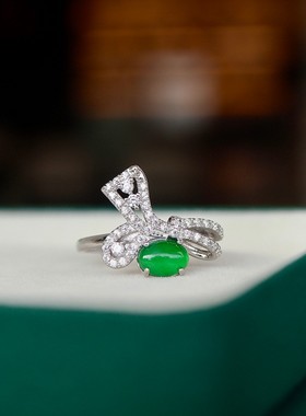 天然帝王绿翡翠蛋形戒指  S925纯银 5*7mm蛋形 A货阳绿 附证书