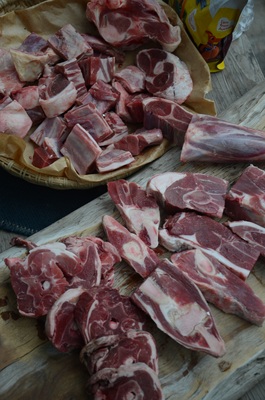 浪贝勒玉颈生香酥骨销魂颀长水