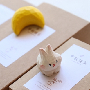 可爱手工木雕月兔摆件小兔子月亮车载公仔桌面装饰中秋节伴手礼品