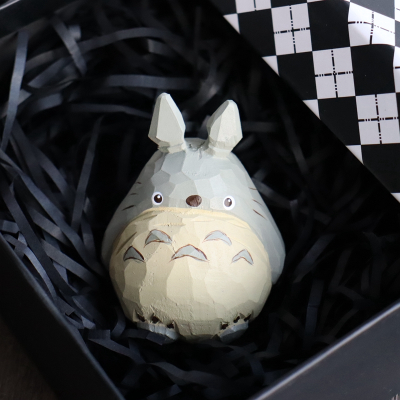 手工木雕龙猫桌面摆件车载礼物