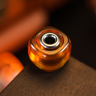 星球刀坠旋转指尖陀螺edc玩具伞绳挂坠潮流挂坠户外背包挂件吊坠