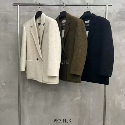 现2025秋冬女韩国代mute复古纯色时尚百搭西装领设计感毛呢外套