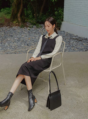 秋冬黑色罗马棉方领背心裙无袖女