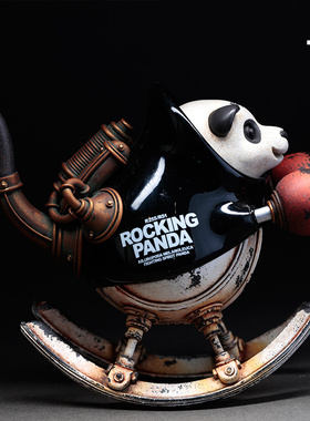 末那末匠丨松冈道弘《Rocking Panda》赛博废土拳击熊猫艺术雕像