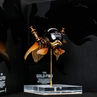 FISH GOLD 赛博废土原创小金鱼艺术雕像 松冈道弘 末那末匠