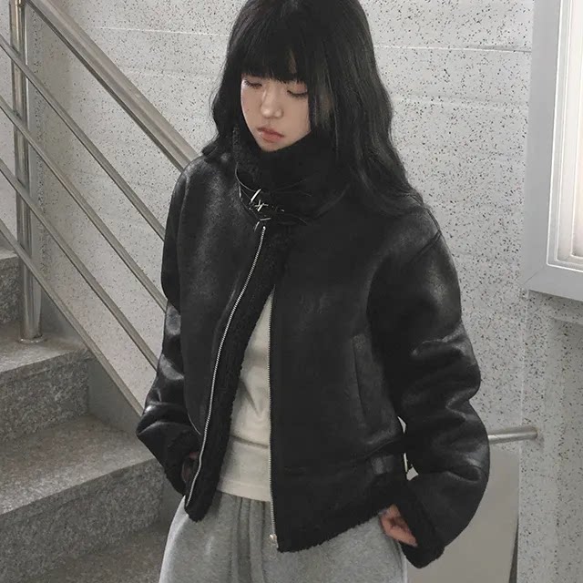 预习冬天 经典高领搭扣皮毛一体短外套 复古麂皮绒拉链机车服夹克