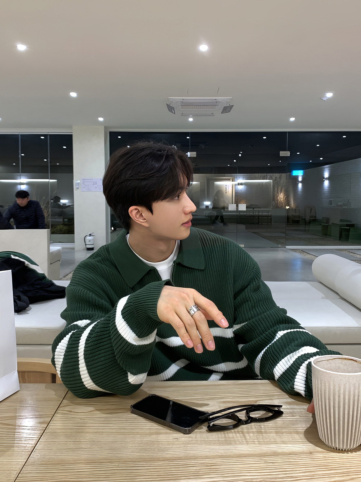 HALF-ZIP CHAIN PATTERN THICKENED SWEATER MENS SPRING AND AUTUMN 2025 NEW TREND VERSATILE WARM LAPEL KNIT JACKET