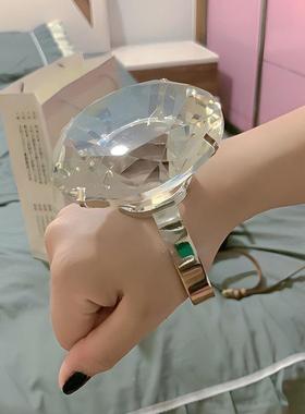 水晶大钻石大戒指求婚白表婆日具009道情人节送女友老闺蜜生耶诞