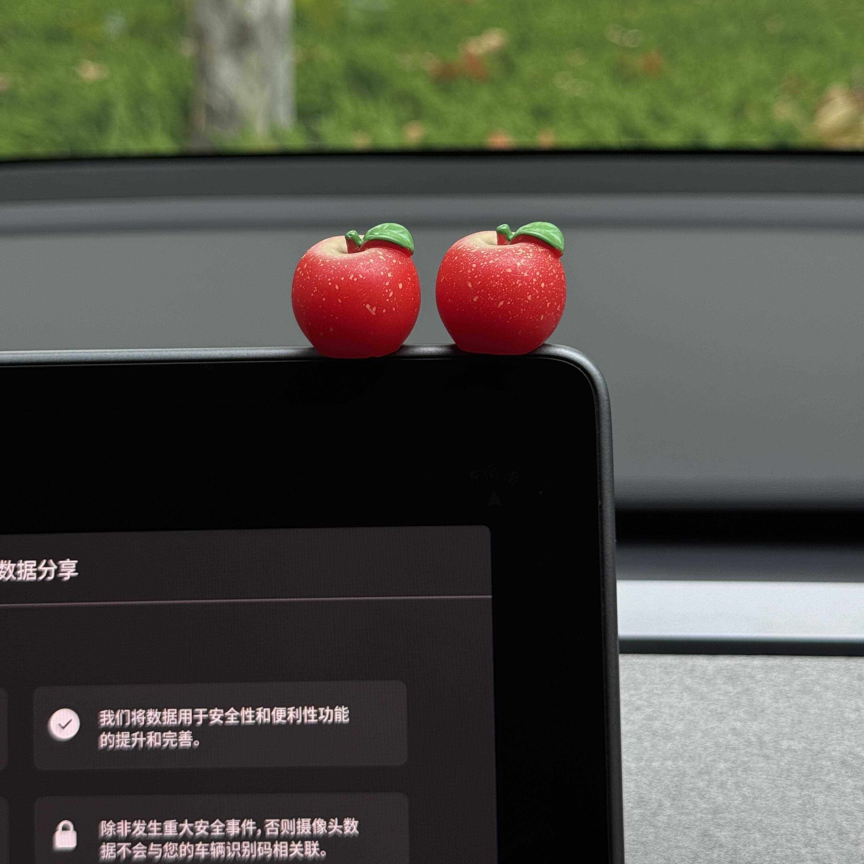 苹通苹安车载摆件苹汽车中控台个性创果意卡苹安喜安乐10车载装饰