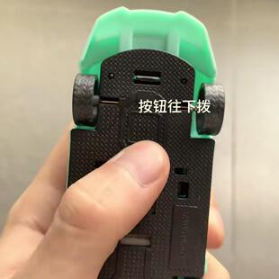 碰就瓷小飞车玩具讹人小小车一无品牌/撞散架回力汽车碰撞爆炸车