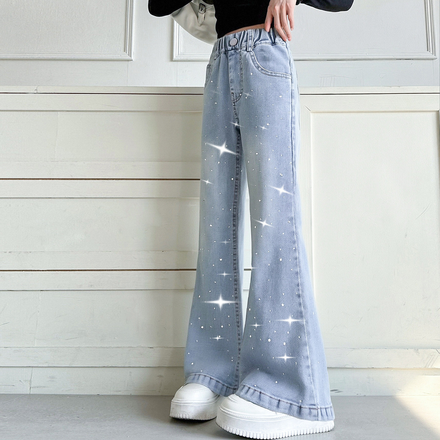 女童时髦亮钻满天星微喇牛仔裤子图片
