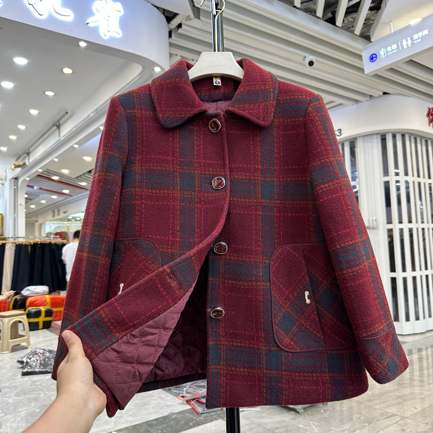 时尚妈妈装2025冬新品格子呢外套女短款翻领加厚保暖夹棉毛呢外套,女装/女士精品,毛呢外套,淘宝优惠券,粉丝福利购,淘宝优惠卷