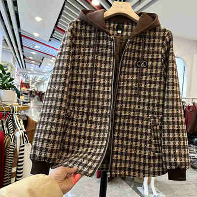 中老年时尚妈妈秋装格子短外套女