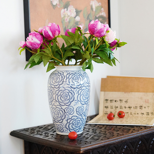 11寸牡丹萝卜青花瓷瓶居家花艺装 饰摆件客厅玄关插花创意花器